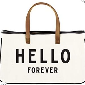 NWT 🎉Hello forever weekender bag